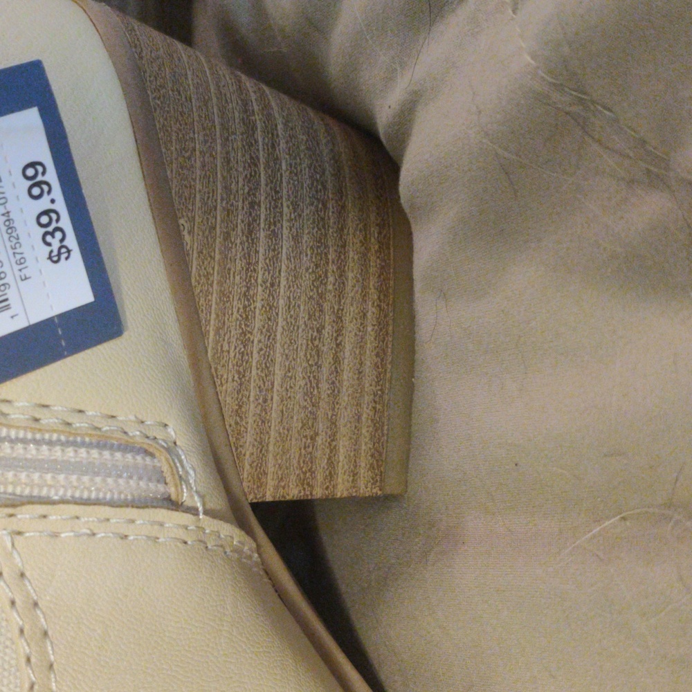 Boots - Picture 3 of 3